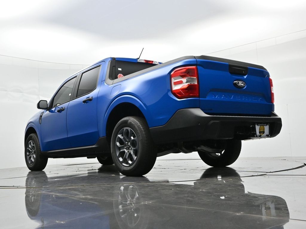 Ford Maverick Vehicle Full-screen Gallery Image 20