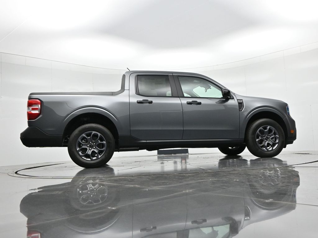 Ford Maverick Vehicle Full-screen Gallery Image 22