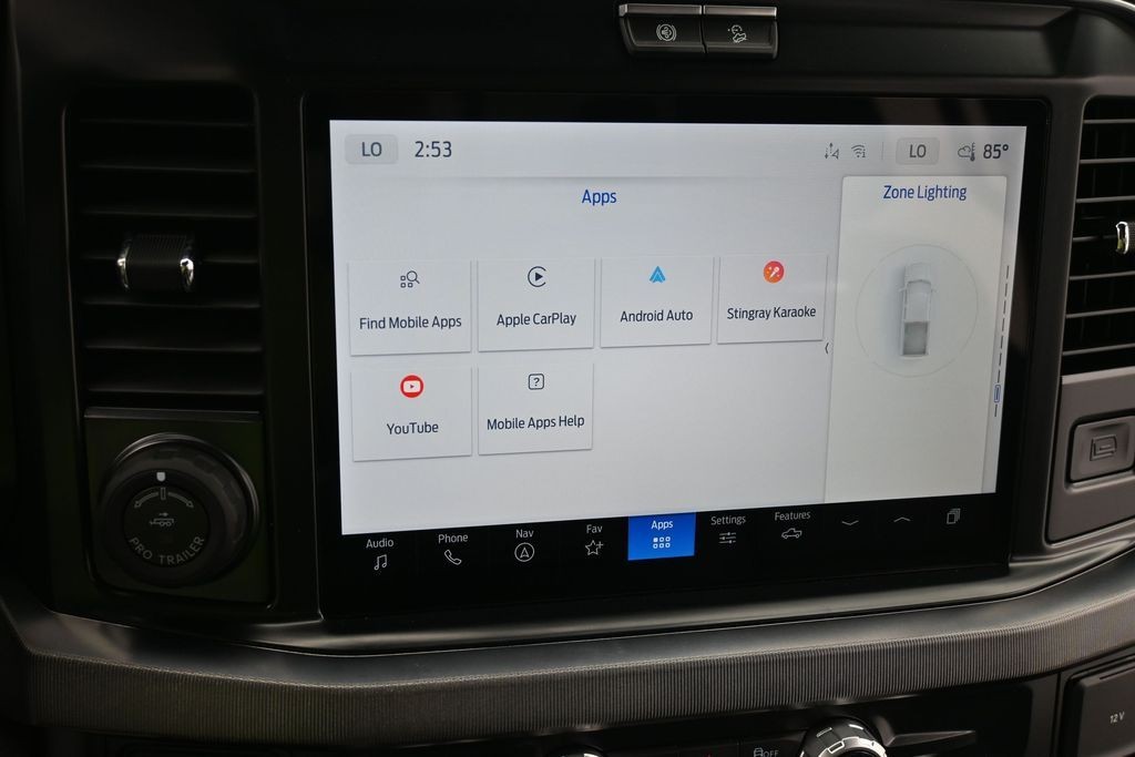 Ford F-250SD Vehicle Full-screen Gallery Image 12