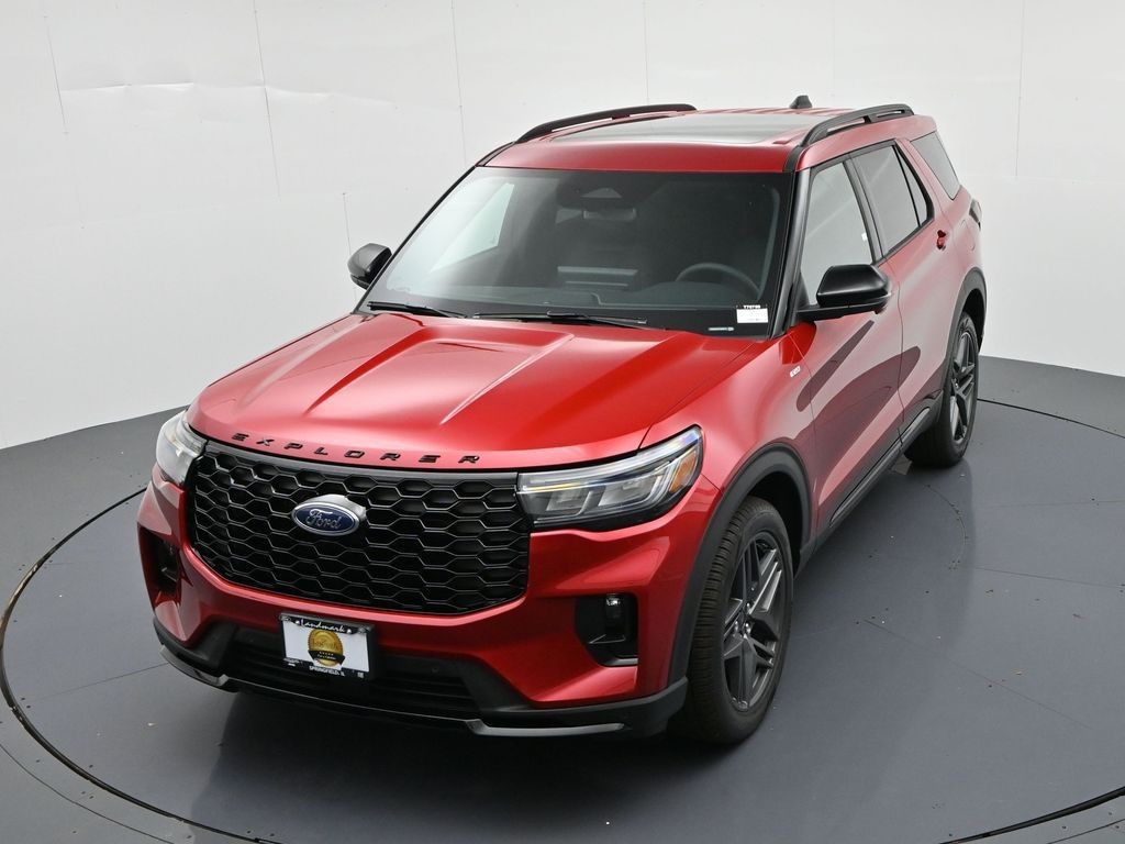 Ford Explorer Vehicle Full-screen Gallery Image 20