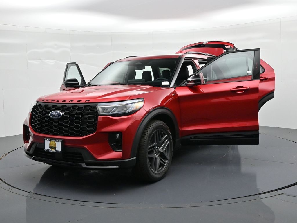 Ford Explorer Vehicle Full-screen Gallery Image 28
