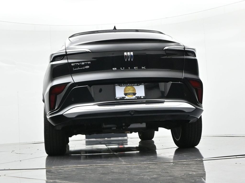 Buick Envista Vehicle Full-screen Gallery Image 19
