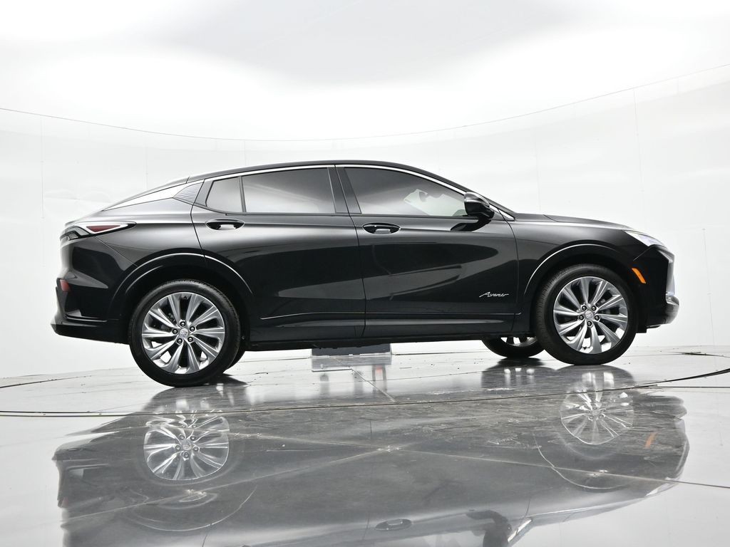 Buick Envista Vehicle Full-screen Gallery Image 21