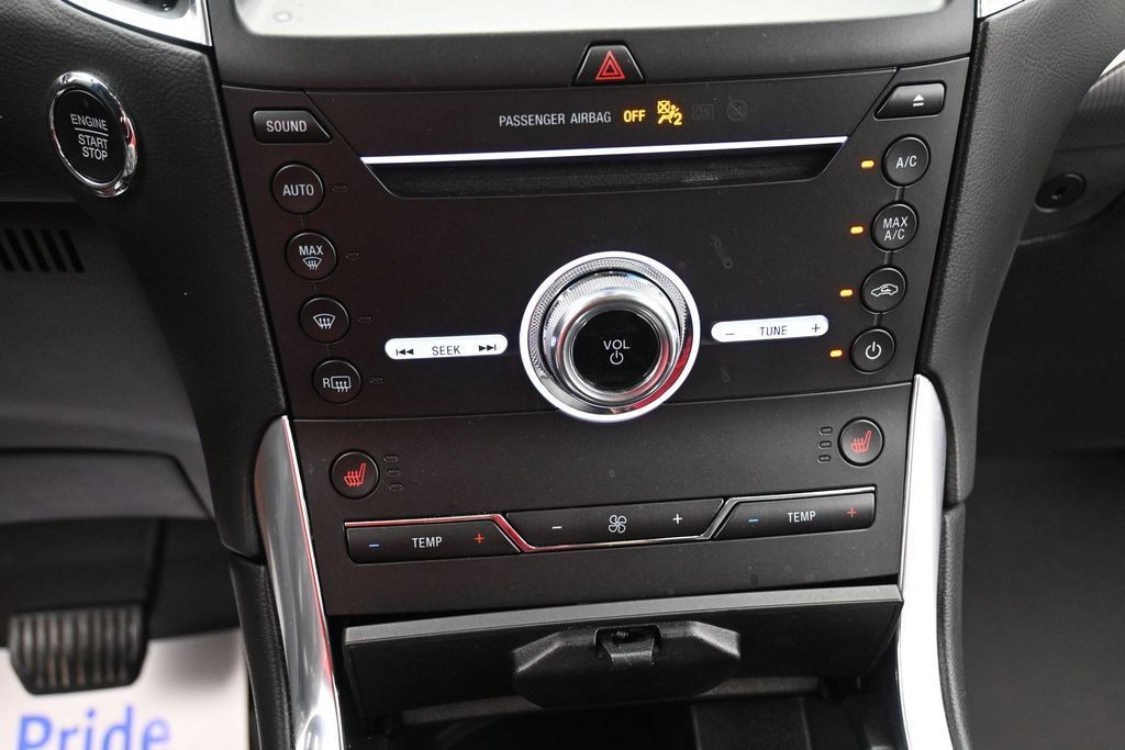 Ford Edge Vehicle Full-screen Gallery Image 11