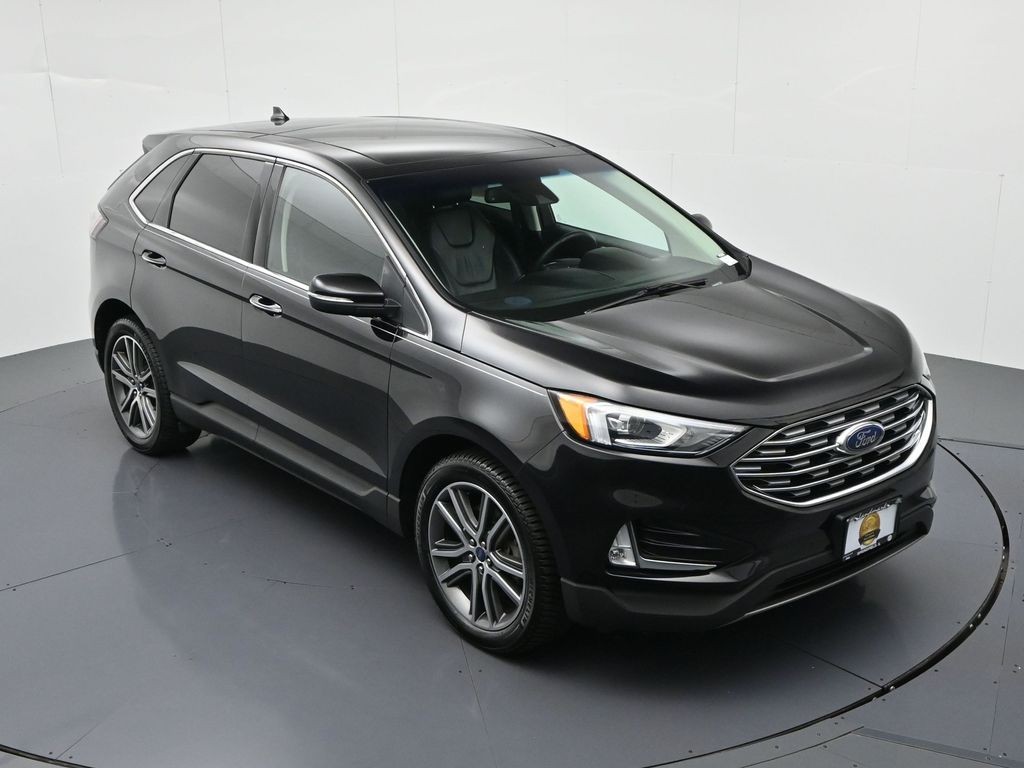 Ford Edge Vehicle Full-screen Gallery Image 15
