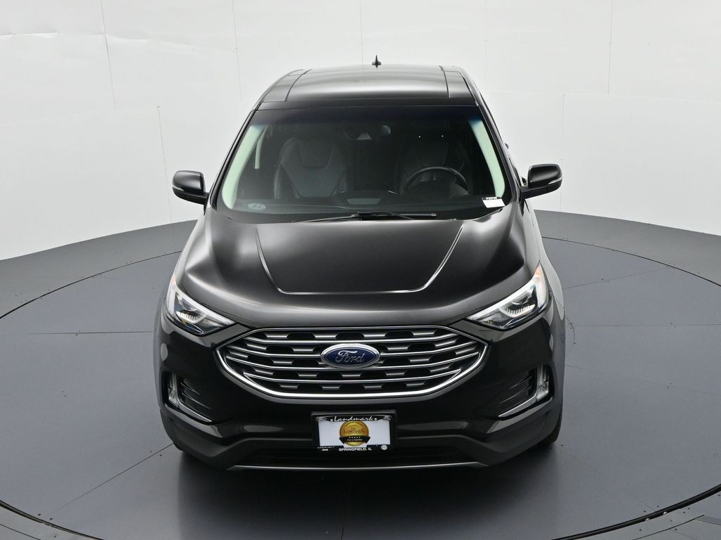 Ford Edge Vehicle Full-screen Gallery Image 16