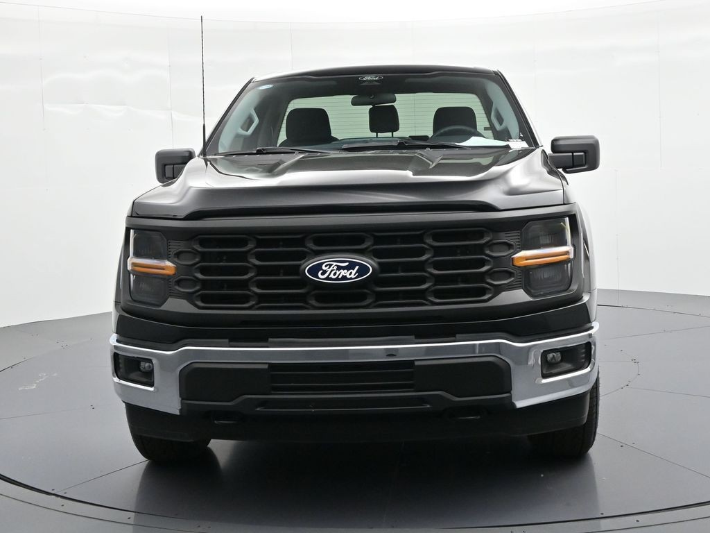 Ford F-150 Vehicle Full-screen Gallery Image 03