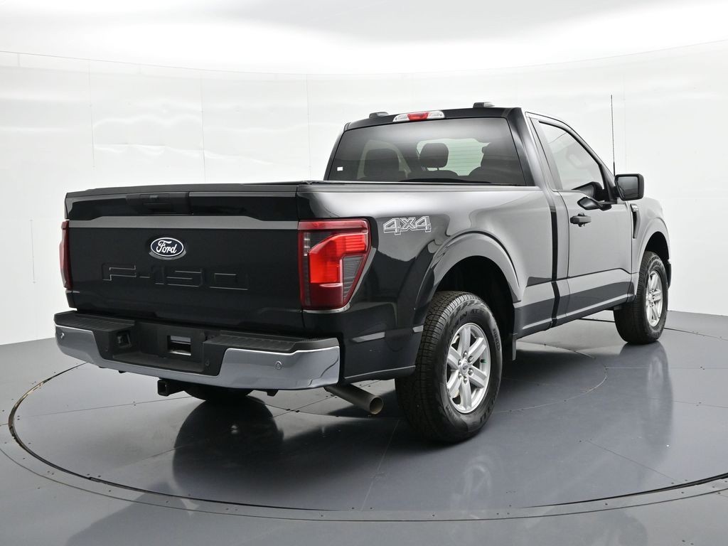 Ford F-150 Vehicle Full-screen Gallery Image 06
