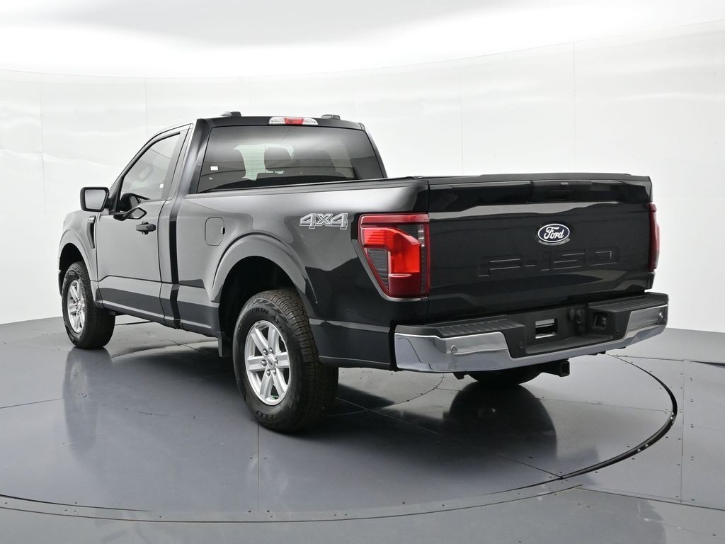 Ford F-150 Vehicle Full-screen Gallery Image 08