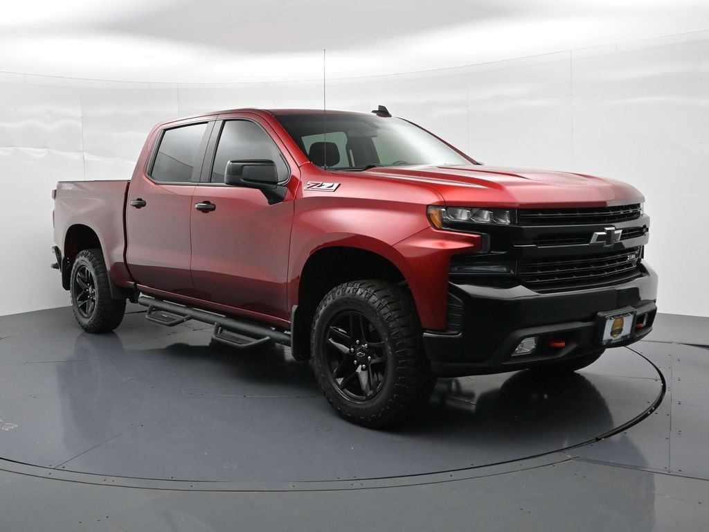 Chevrolet Silverado 1500 LTD Vehicle Full-screen Gallery Image 4