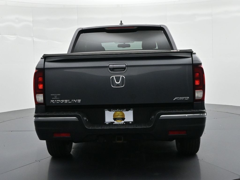 Honda Ridgeline Vehicle Full-screen Gallery Image 7