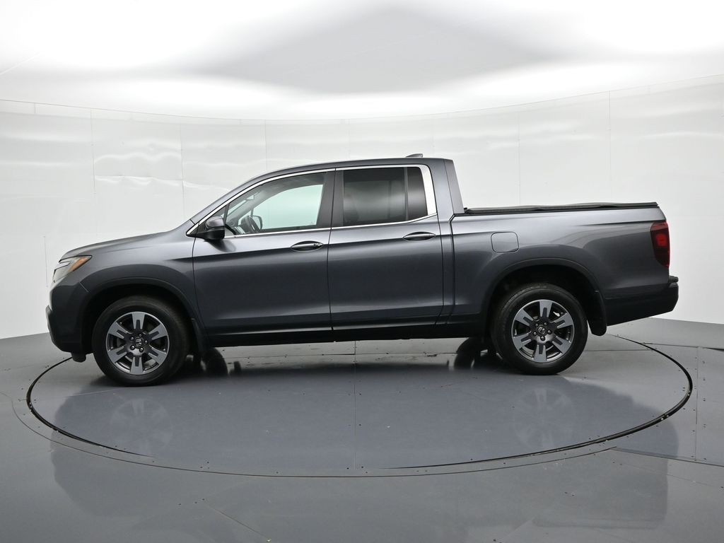 Honda Ridgeline Vehicle Full-screen Gallery Image 9