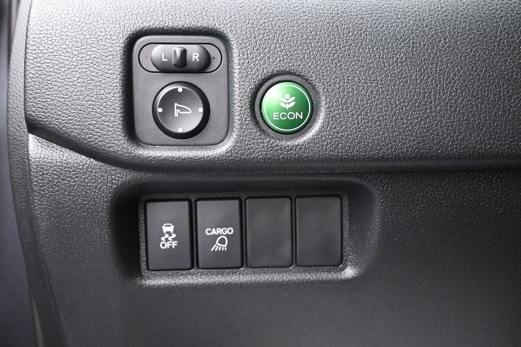 Honda Ridgeline Vehicle Full-screen Gallery Image 19