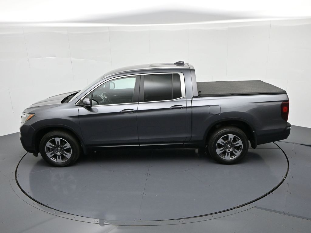Honda Ridgeline Vehicle Full-screen Gallery Image 25