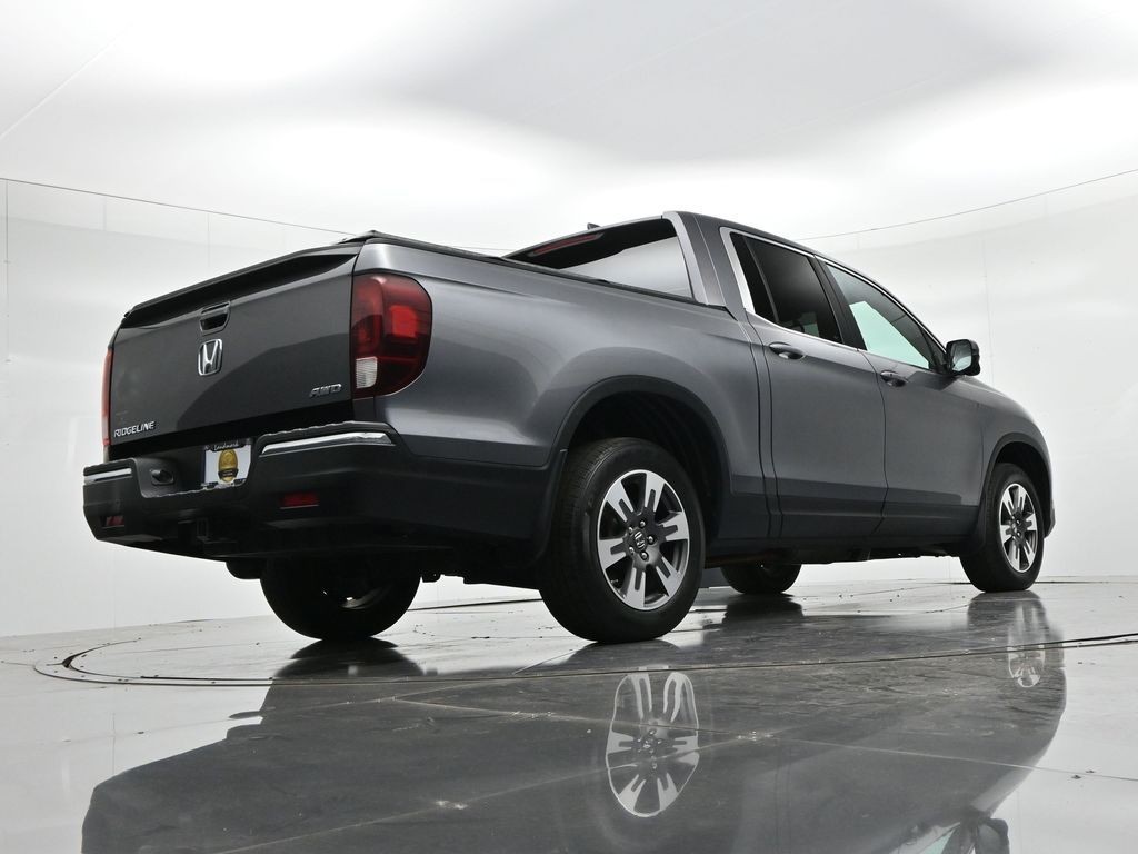 Honda Ridgeline Vehicle Full-screen Gallery Image 28