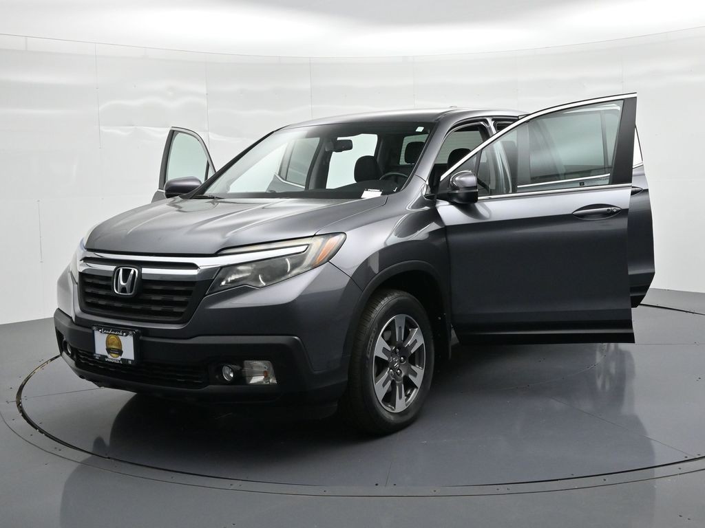 Honda Ridgeline Vehicle Full-screen Gallery Image 32