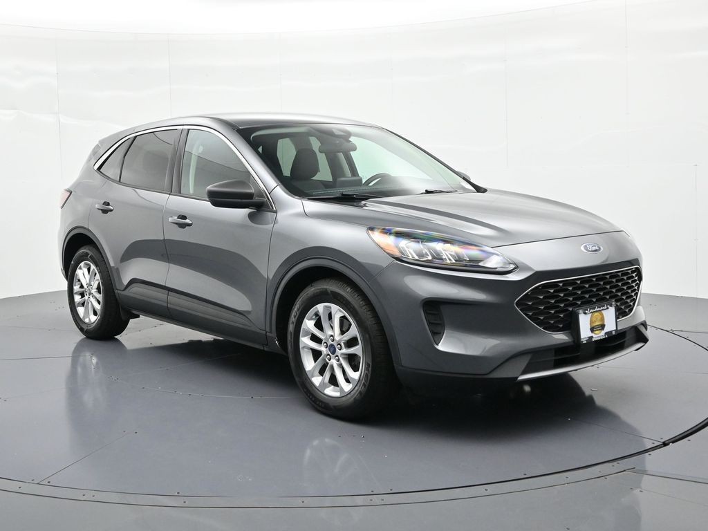 Ford Escape Vehicle Full-screen Gallery Image 4