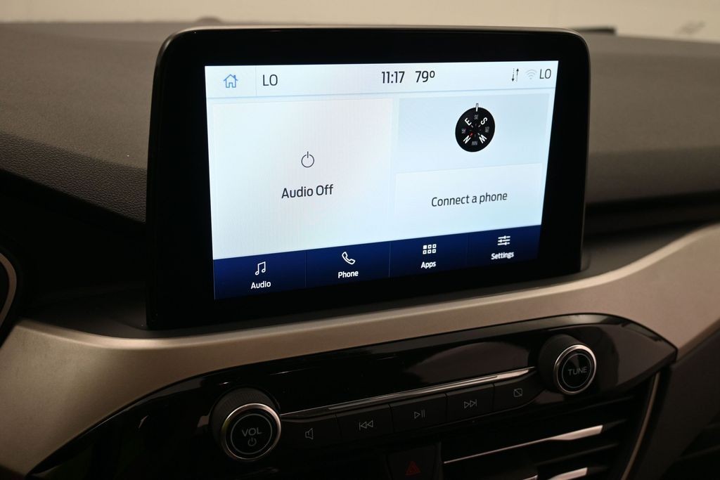 Ford Escape Vehicle Full-screen Gallery Image 10