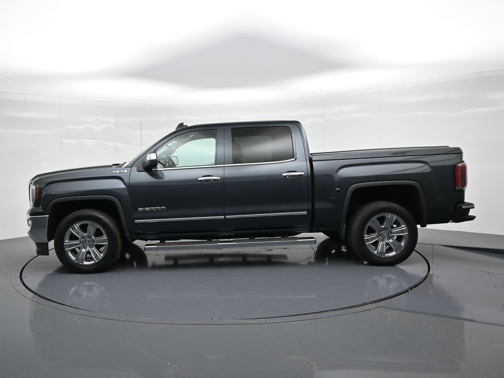 GMC Sierra 1500 Vehicle Full-screen Gallery Image 9