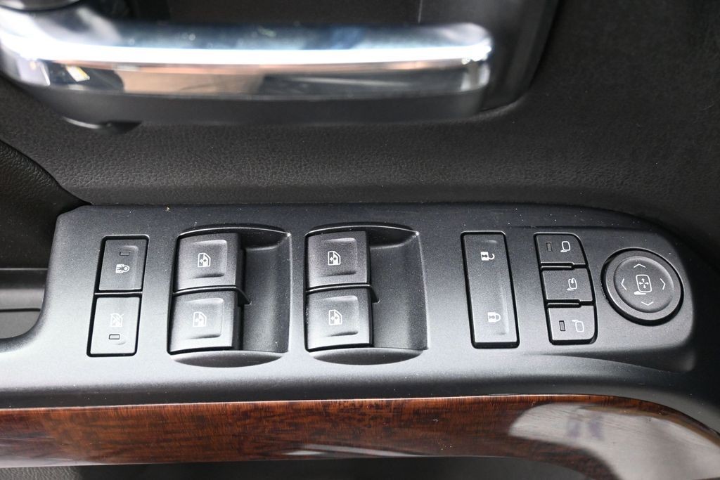 GMC Sierra 1500 Vehicle Full-screen Gallery Image 20