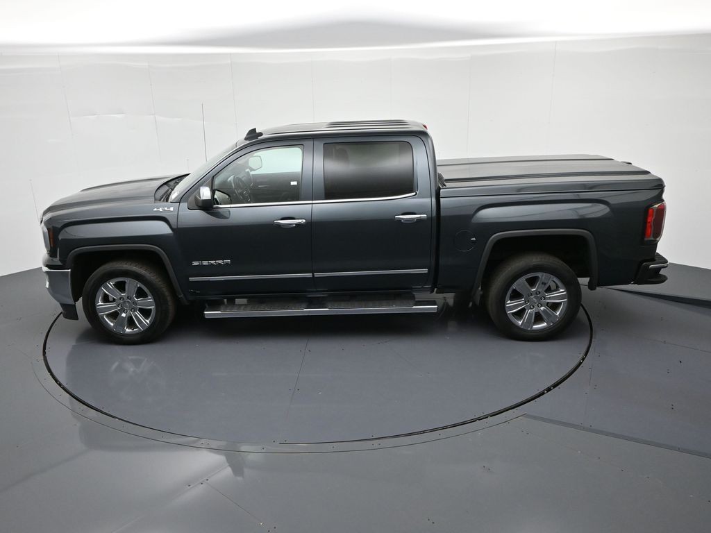 GMC Sierra 1500 Vehicle Full-screen Gallery Image 24