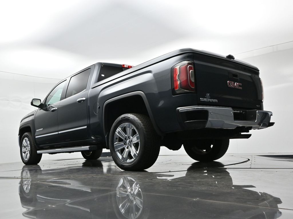 GMC Sierra 1500 Vehicle Full-screen Gallery Image 25