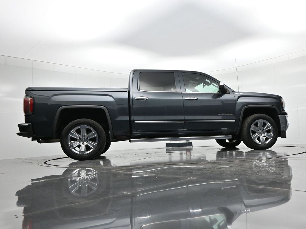 GMC Sierra 1500 Vehicle Full-screen Gallery Image 28