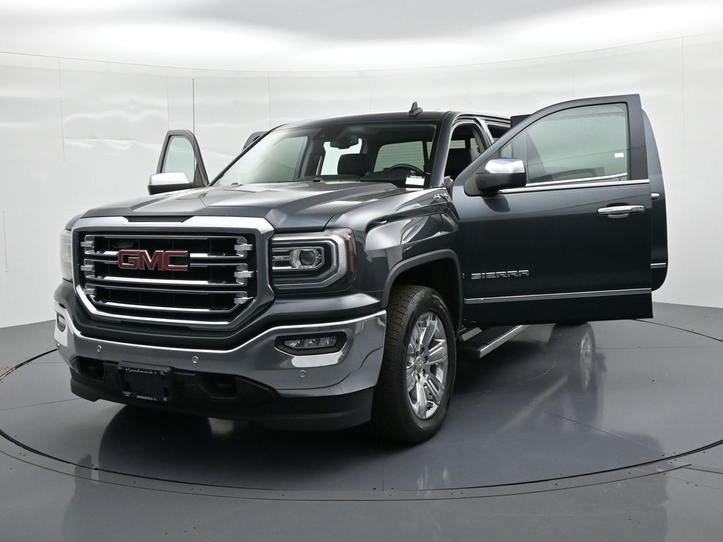 GMC Sierra 1500 Vehicle Full-screen Gallery Image 31