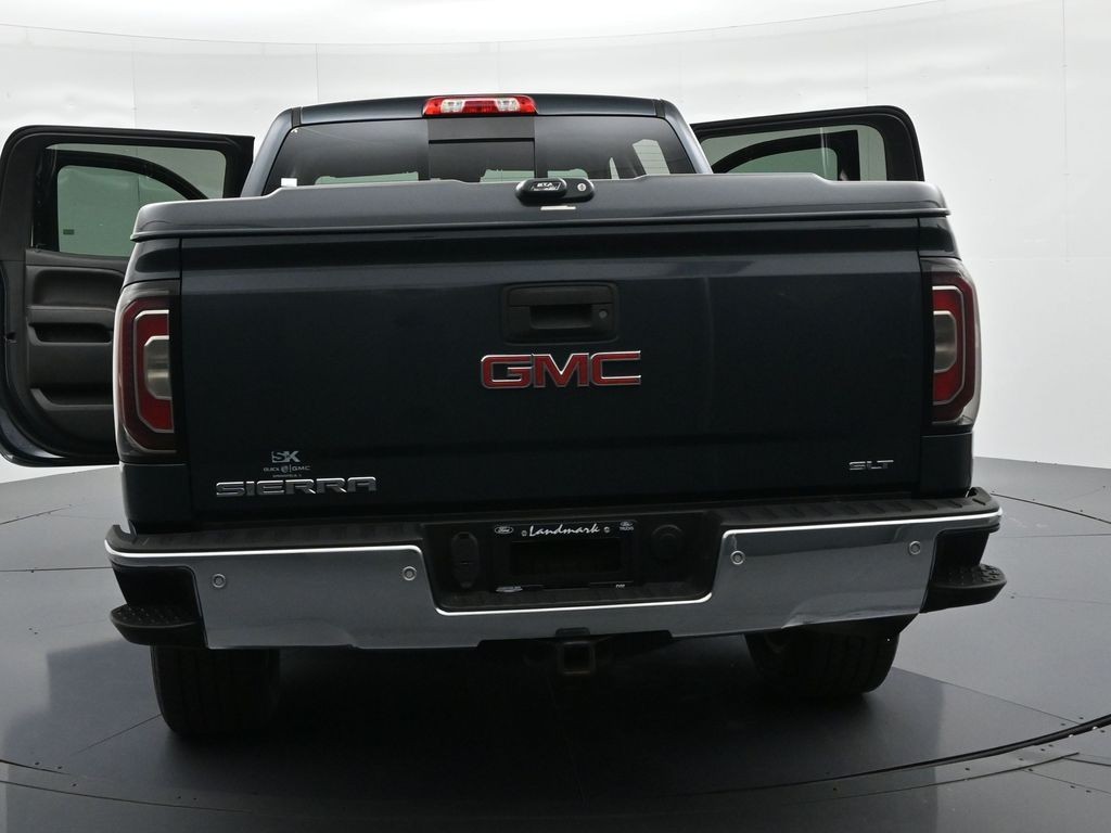 GMC Sierra 1500 Vehicle Full-screen Gallery Image 32