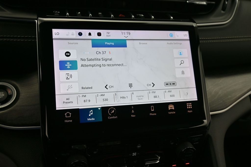 Jeep Grand Cherokee Vehicle Full-screen Gallery Image 11