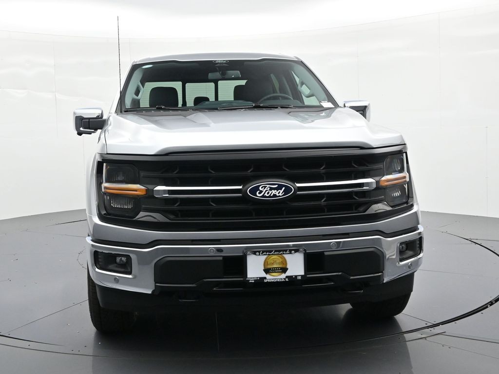 Ford F-150 Vehicle Full-screen Gallery Image 3