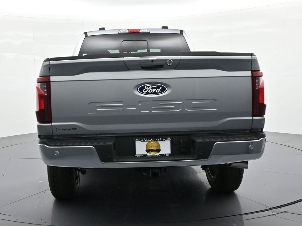 Ford F-150 Vehicle Full-screen Gallery Image 7