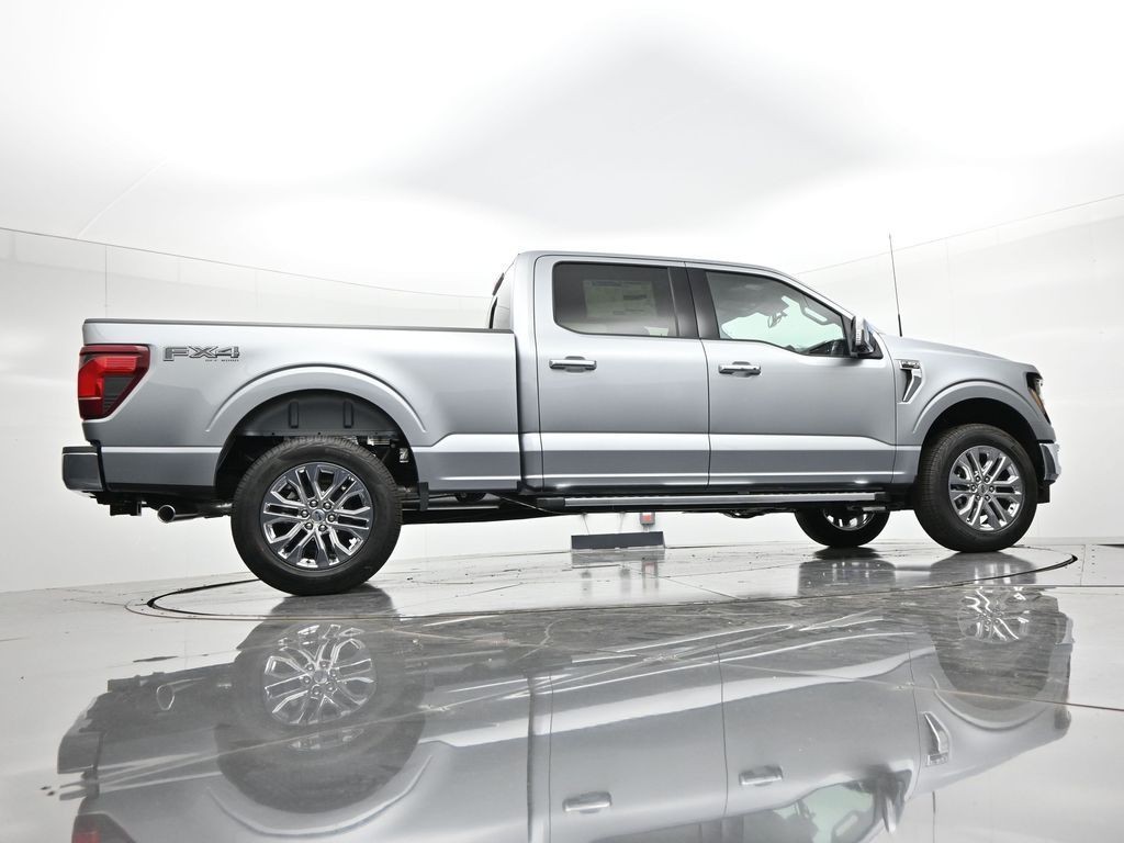 Ford F-150 Vehicle Full-screen Gallery Image 25