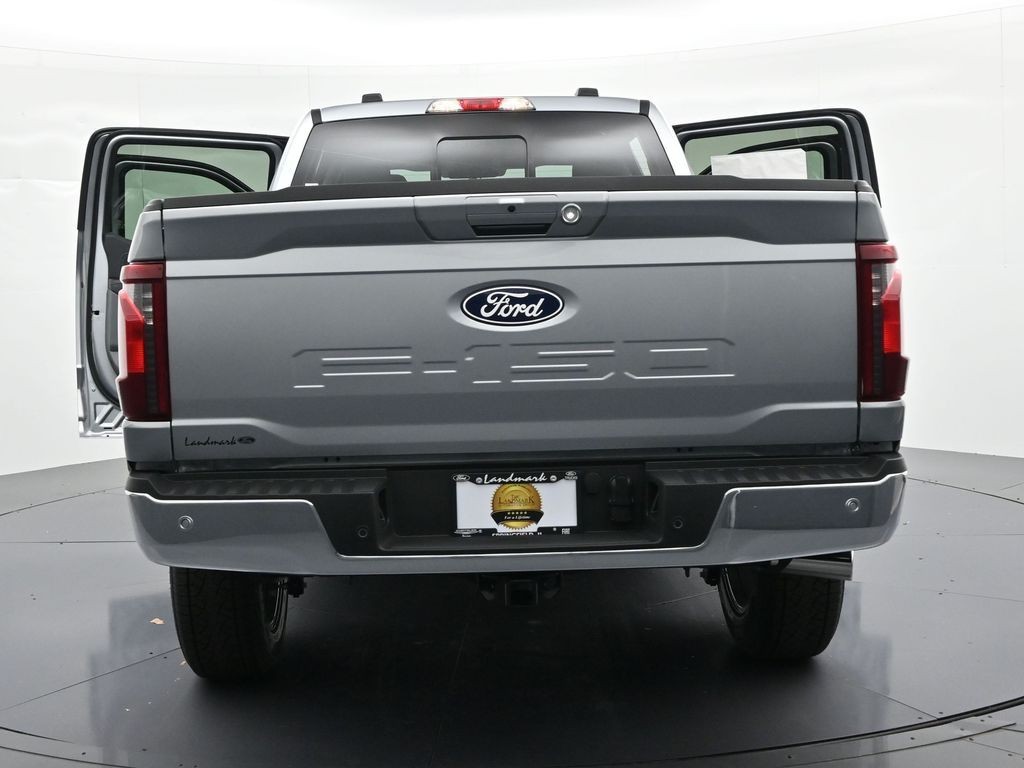 Ford F-150 Vehicle Full-screen Gallery Image 29