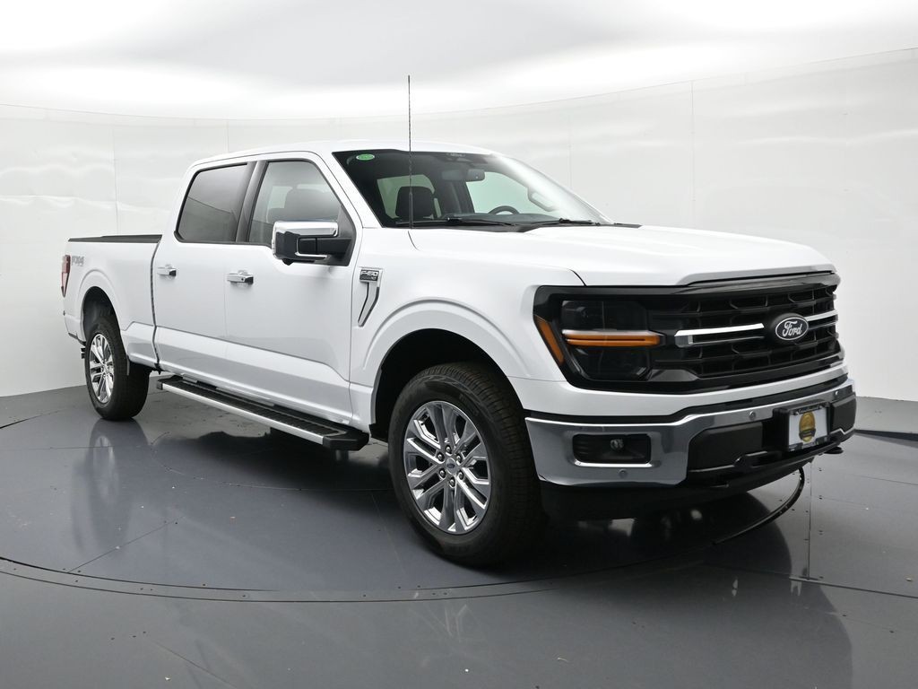 Ford F-150 Vehicle Full-screen Gallery Image 4