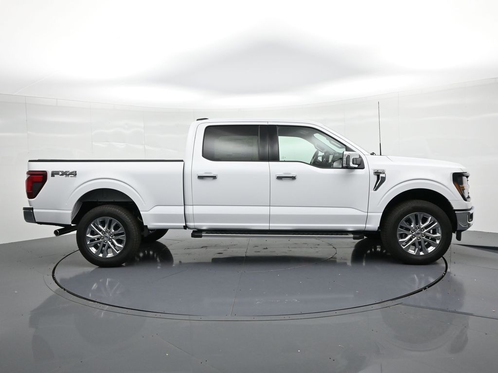 Ford F-150 Vehicle Full-screen Gallery Image 5