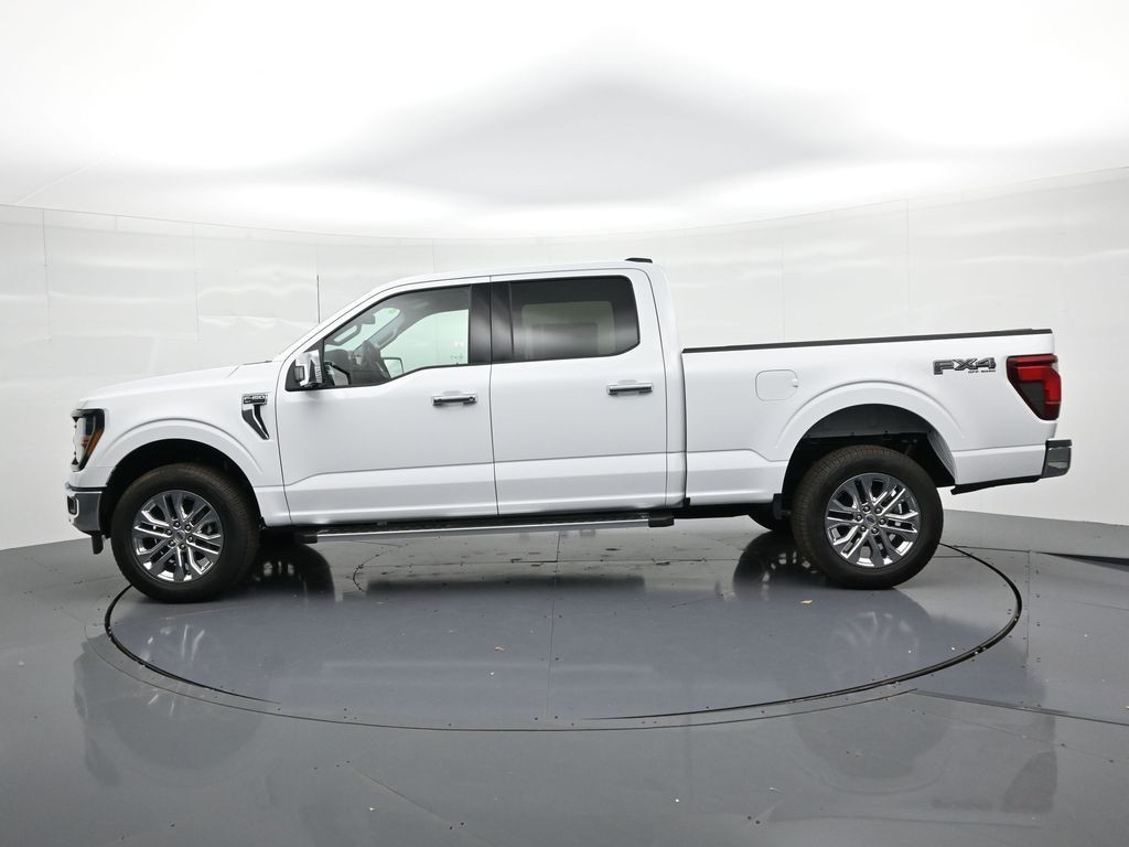 Ford F-150 Vehicle Full-screen Gallery Image 9