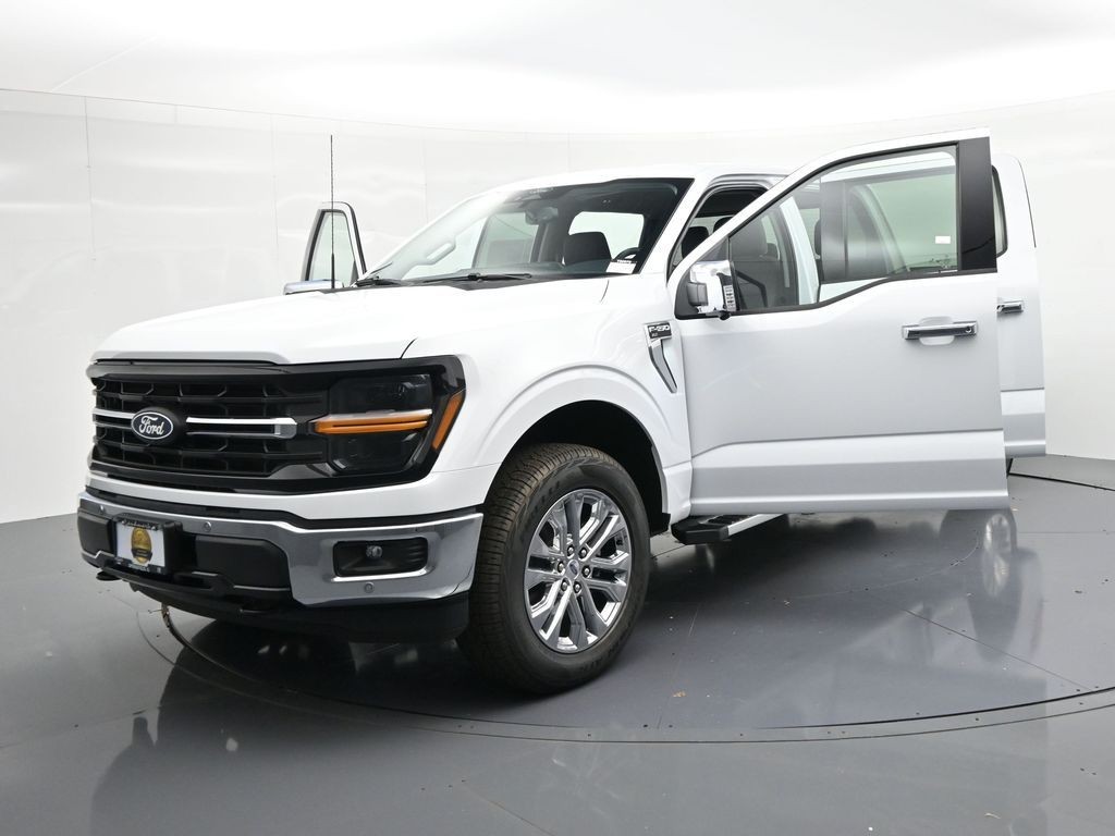 Ford F-150 Vehicle Full-screen Gallery Image 28