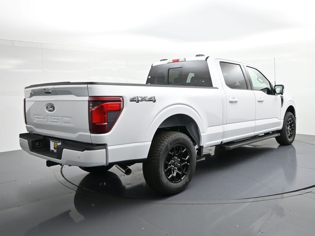 Ford F-150 Vehicle Full-screen Gallery Image 6