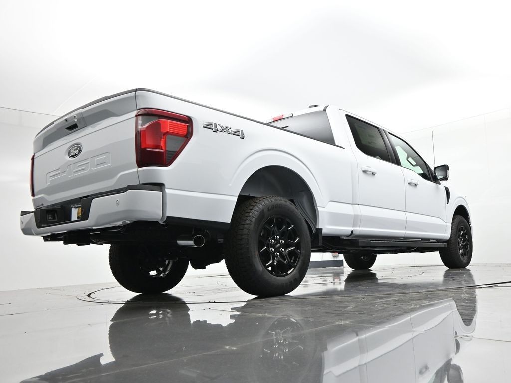 Ford F-150 Vehicle Full-screen Gallery Image 22