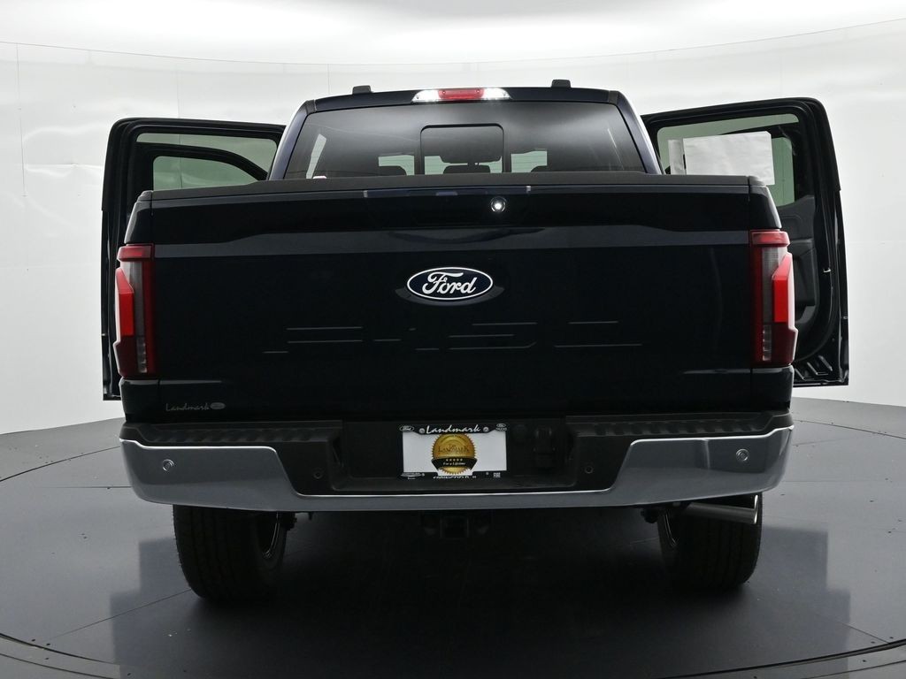 Ford F-150 Vehicle Full-screen Gallery Image 29