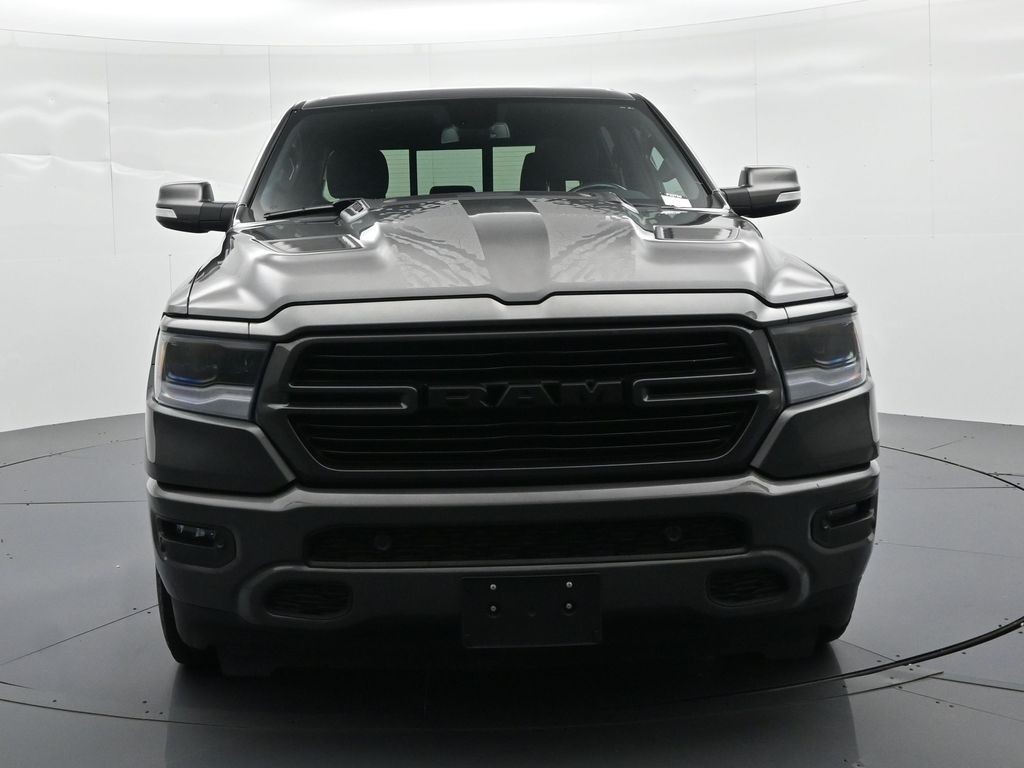 Ram 1500 Vehicle Full-screen Gallery Image 3