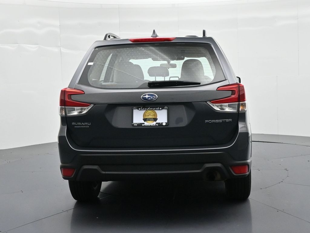Subaru Forester Vehicle Full-screen Gallery Image 7