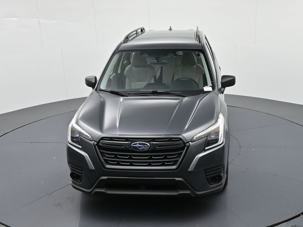 Subaru Forester Vehicle Full-screen Gallery Image 16