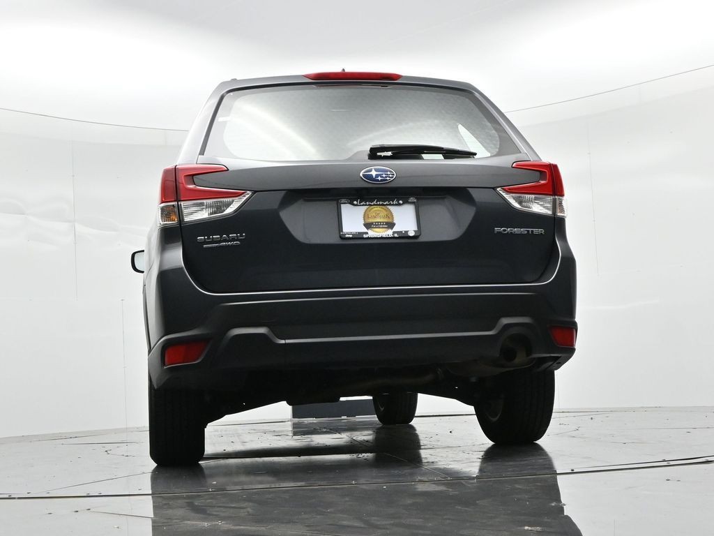 Subaru Forester Vehicle Full-screen Gallery Image 20