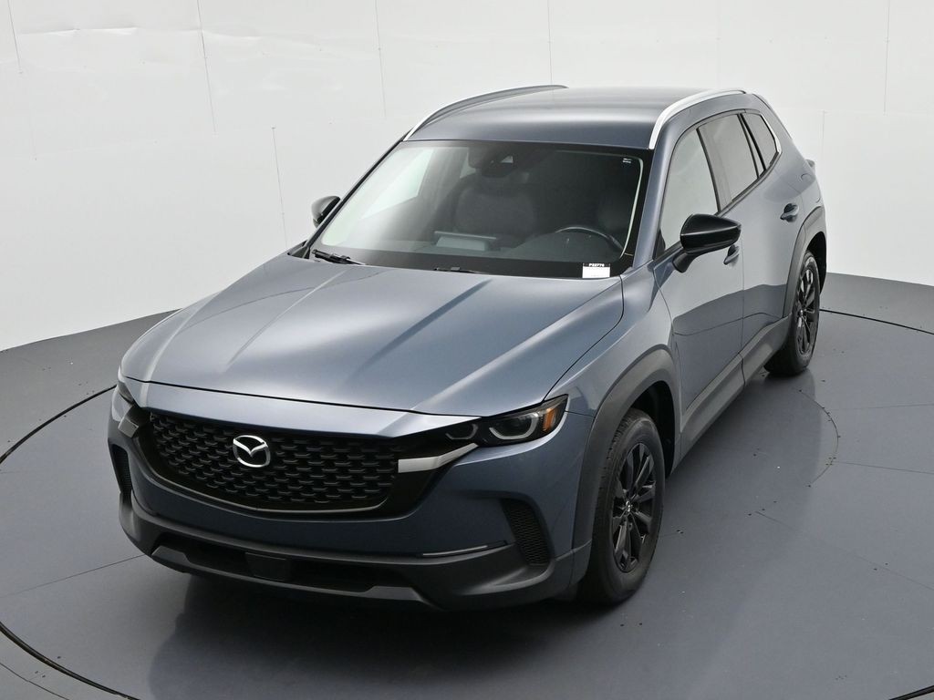 Mazda CX-50 Vehicle Full-screen Gallery Image 19