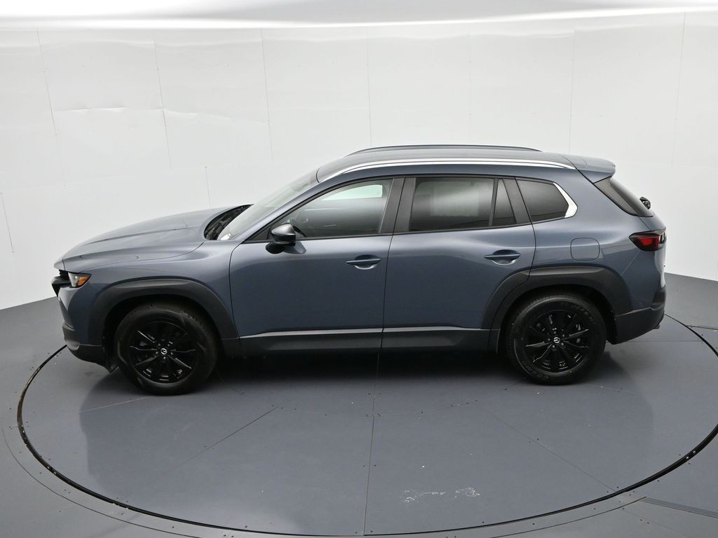 Mazda CX-50 Vehicle Full-screen Gallery Image 20
