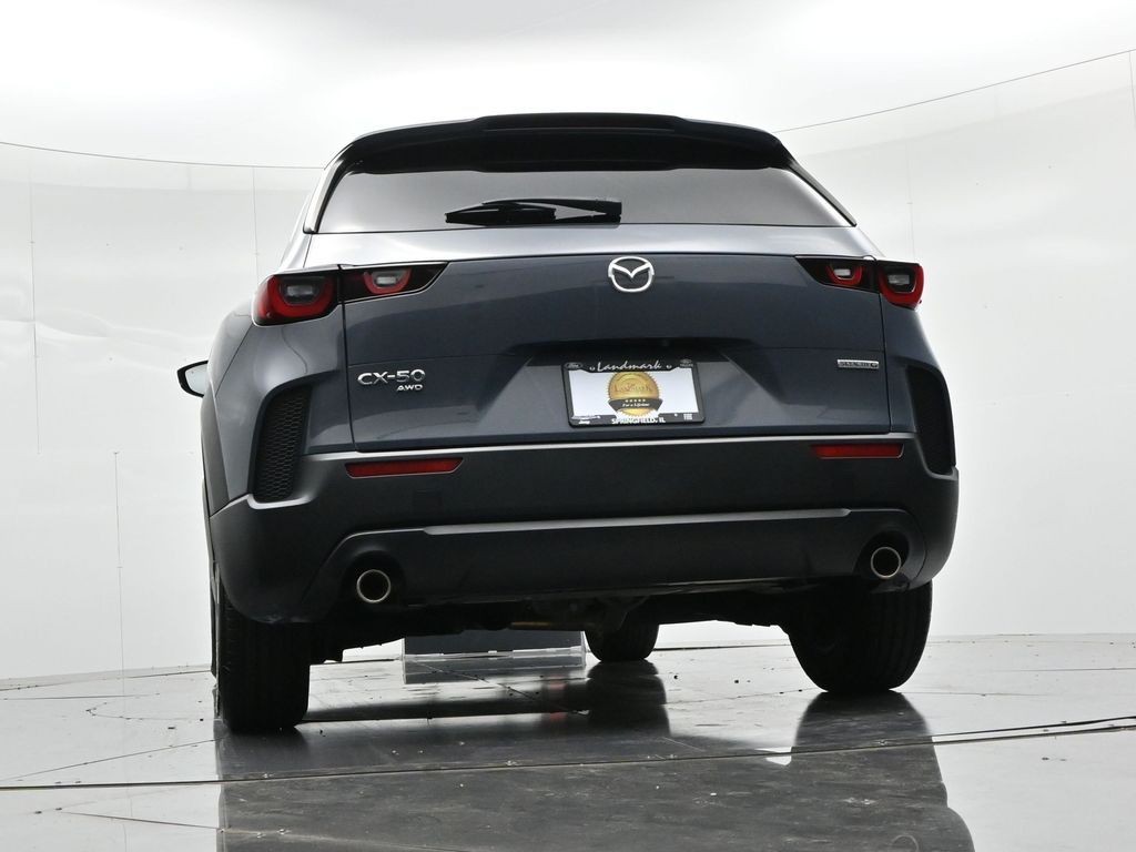 Mazda CX-50 Vehicle Full-screen Gallery Image 22