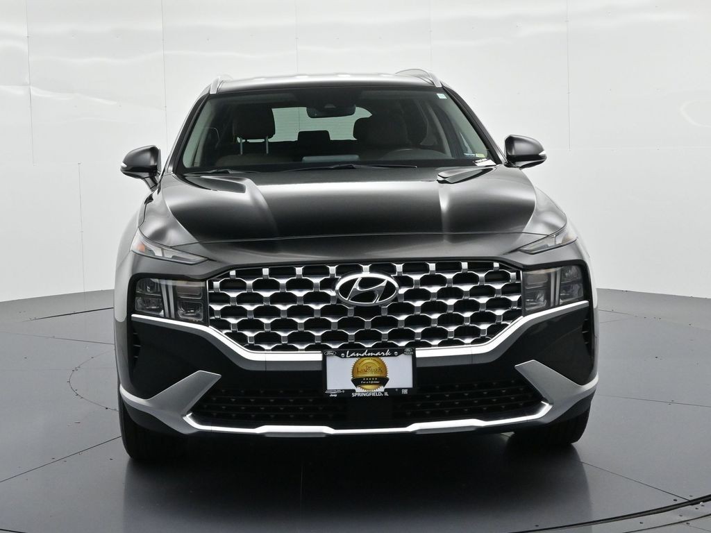 Hyundai Santa Fe Hybrid Vehicle Full-screen Gallery Image 03