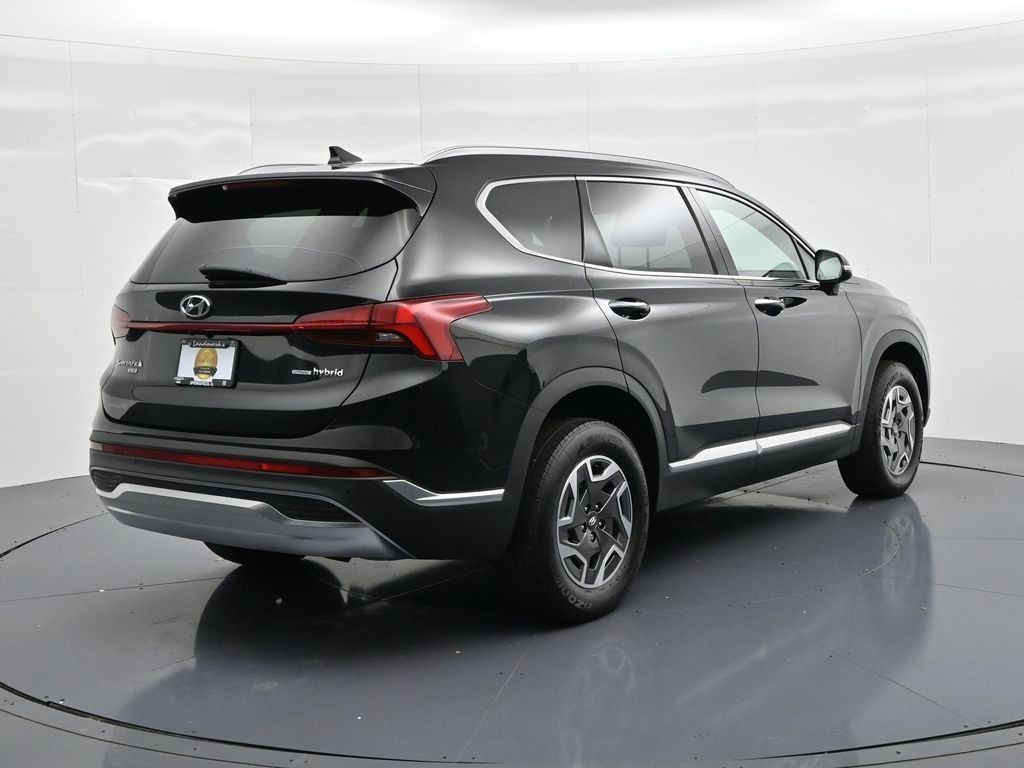 Hyundai Santa Fe Hybrid Vehicle Full-screen Gallery Image 06